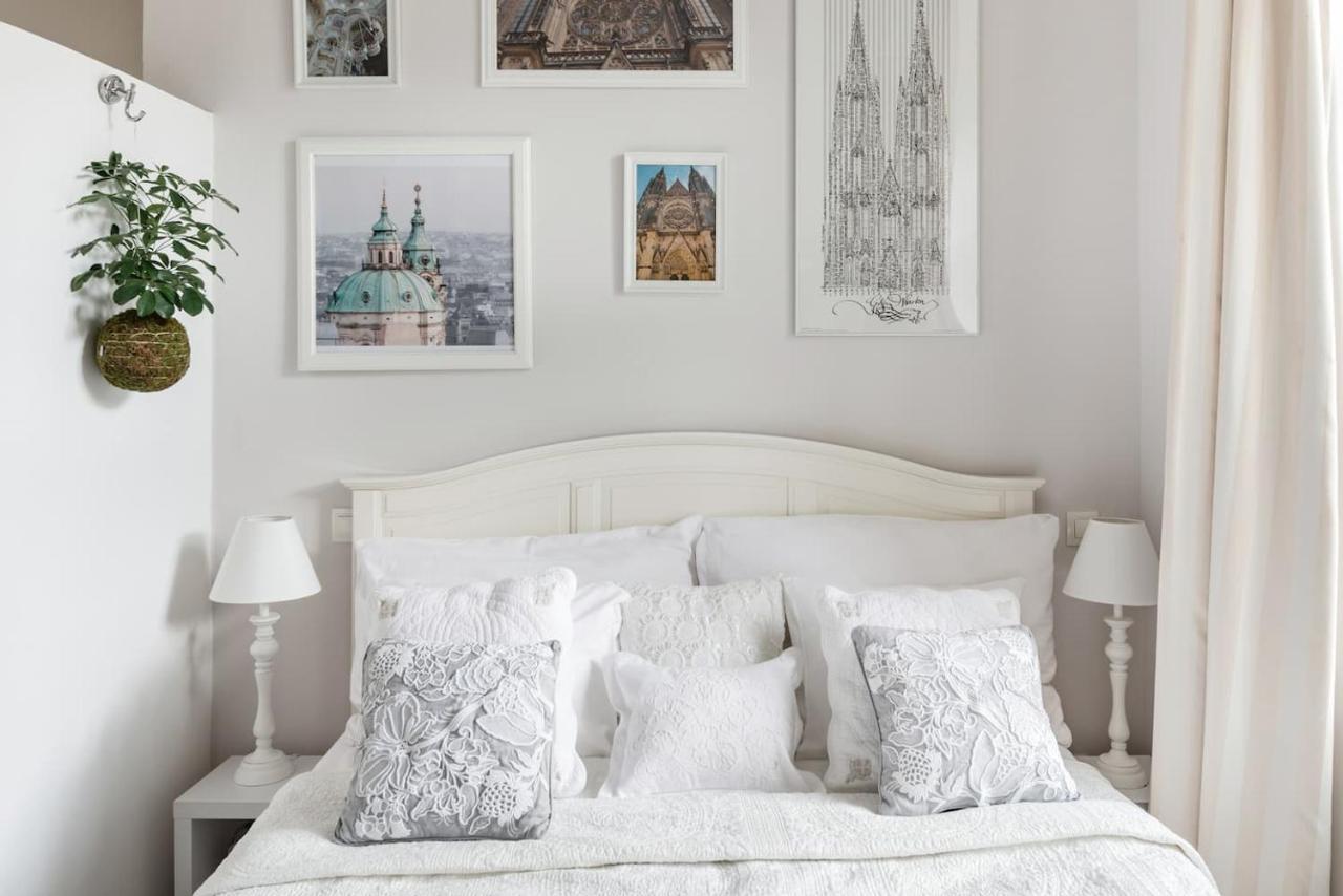 Old Town Square Apartment Praha Bagian luar foto